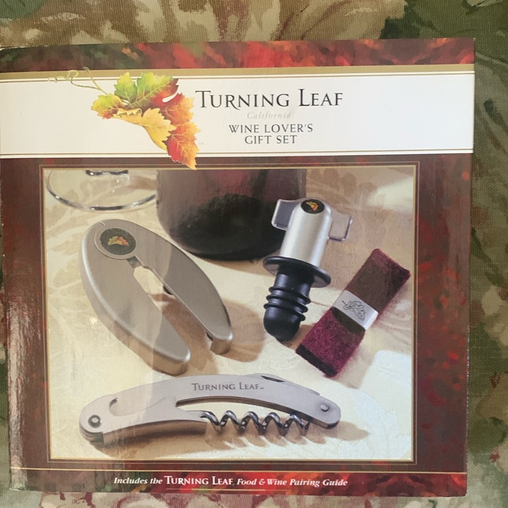 Turning Leaf California Wine Lover’s Gift Set